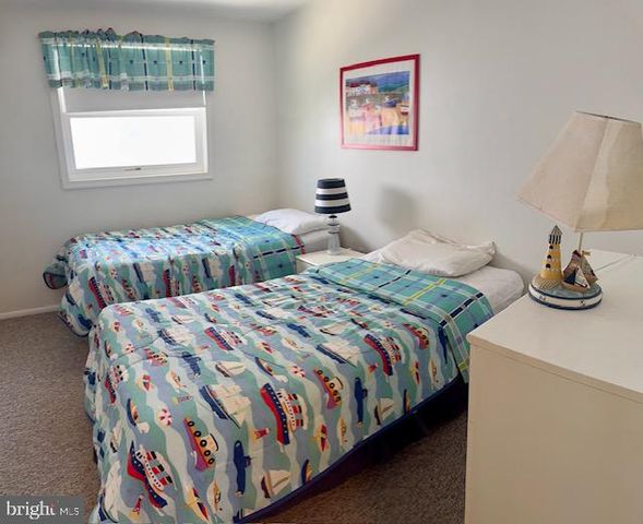 5 E 73RD ST, Harvey Cedars, NJ 08008