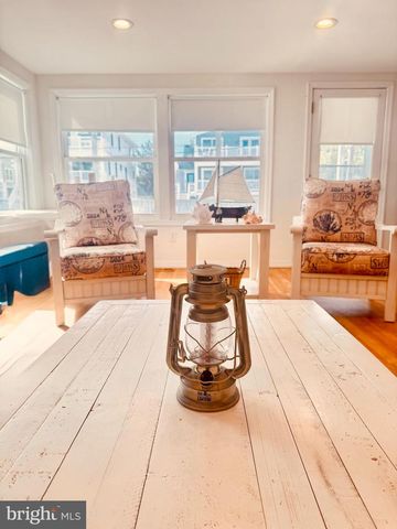 5 E 73RD ST, Harvey Cedars, NJ 08008