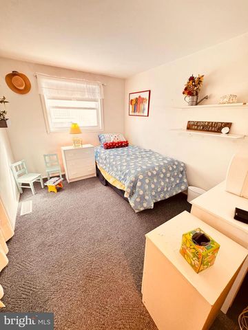 5 E 73RD ST, Harvey Cedars, NJ 08008