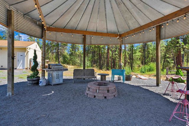 22417 W Malloy Prairie Rd, Cheney, WA 99004