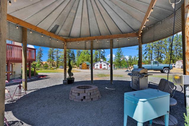 22417 W Malloy Prairie Rd, Cheney, WA 99004