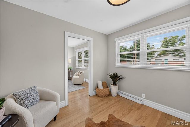 908 Des Peres Drive, St Louis, MO 63131
