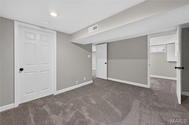 908 Des Peres Drive, St Louis, MO 63131