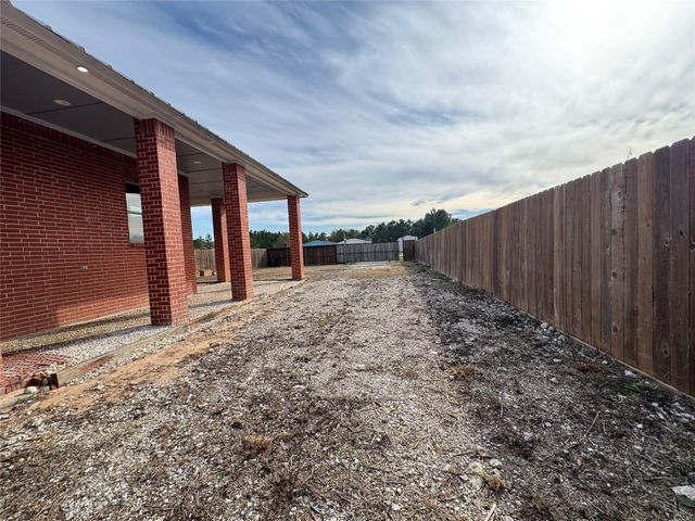 1839 Road 5502, Cleveland, TX 77327