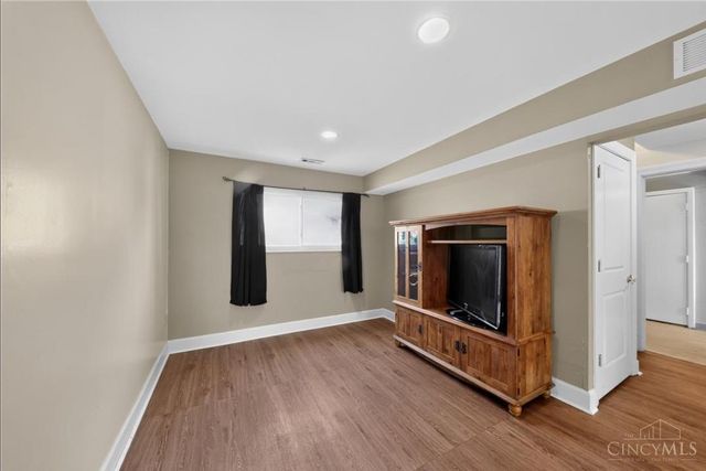 11260 Pippin Road, Colerain Twp, OH 45231