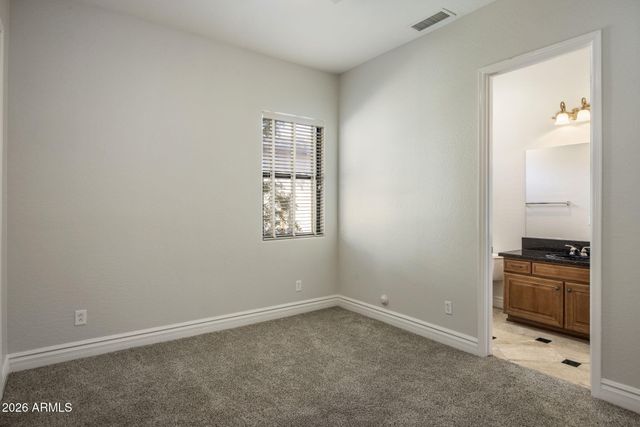 3215 E CONSTANCE Way, Phoenix, AZ 85042