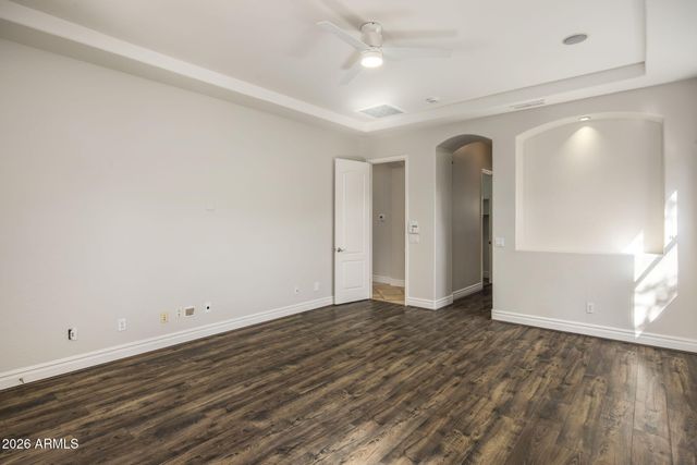 3215 E CONSTANCE Way, Phoenix, AZ 85042