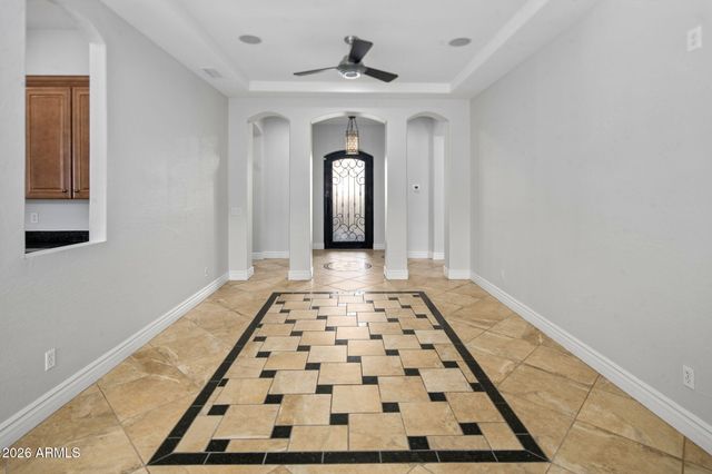 3215 E CONSTANCE Way, Phoenix, AZ 85042