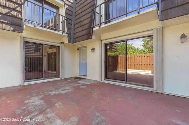 1713 Vista Oaks Circle NE, Palm Bay, FL 32905