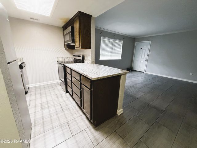 3121 Johnston Street 119, Lafayette, LA 70503