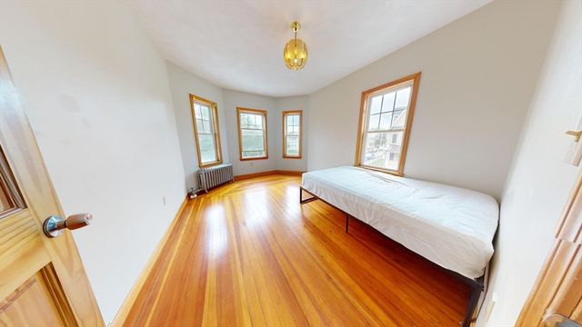 27 Princeton St, Medford, MA 02155