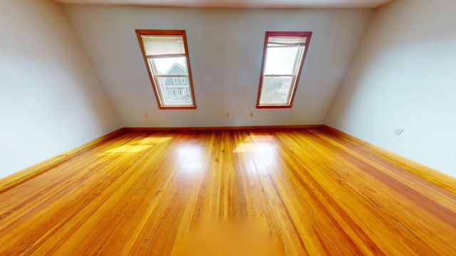 27 Princeton St, Medford, MA 02155