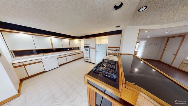 27 Princeton St, Medford, MA 02155