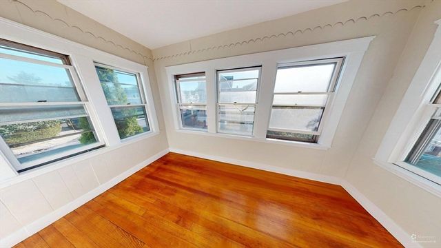 27 Princeton St, Medford, MA 02155