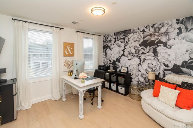 21 Wildwood Drive, Rock Tavern, NY 12575