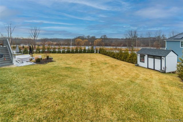 21 Wildwood Drive, Rock Tavern, NY 12575