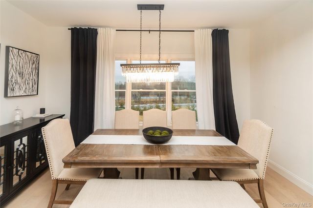 21 Wildwood Drive, Rock Tavern, NY 12575