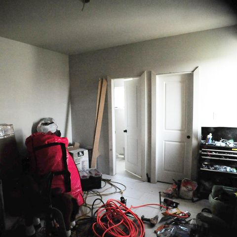 46 Road 5240, Cleveland, TX 77327