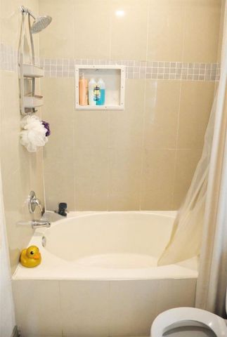 46 Road 5240, Cleveland, TX 77327