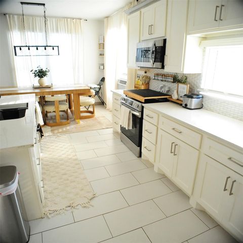 46 Road 5240, Cleveland, TX 77327