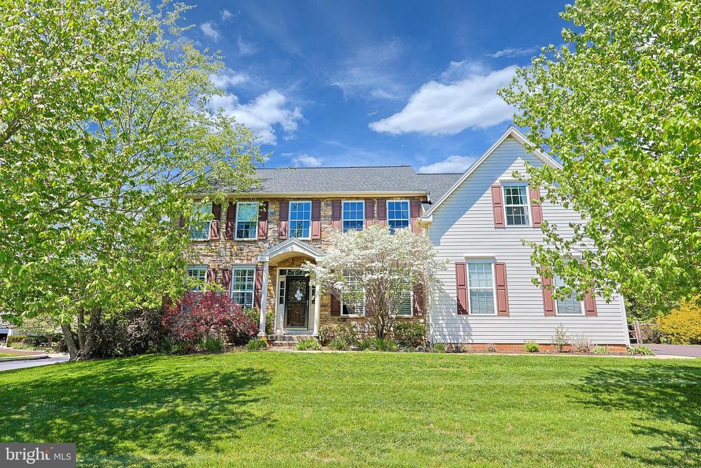 79 ASHLEY DR, Schwenksville, PA 19473