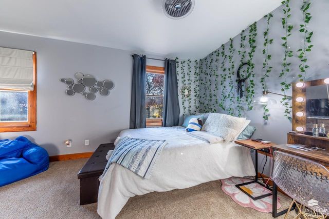 1015 Ivy Lane, Manhattan, KS 66502