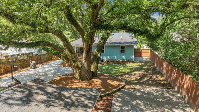 5114 Braddock Avenue, North Charleston, SC 29405