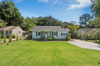5114 Braddock Avenue, North Charleston, SC 29405