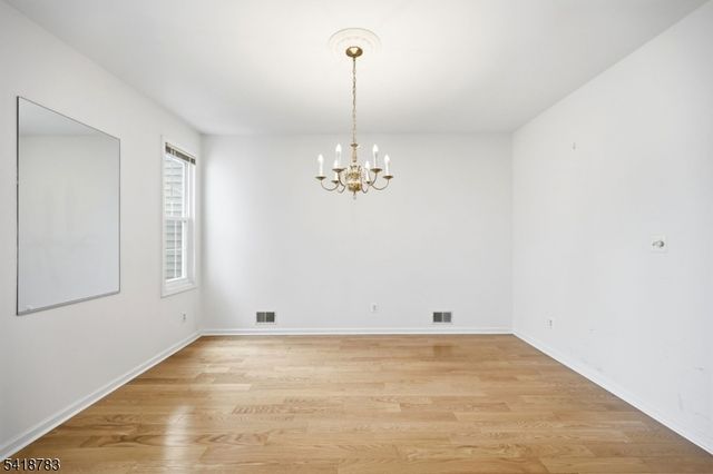 118 Cambridge Dr, Nutley Twp., NJ 07110