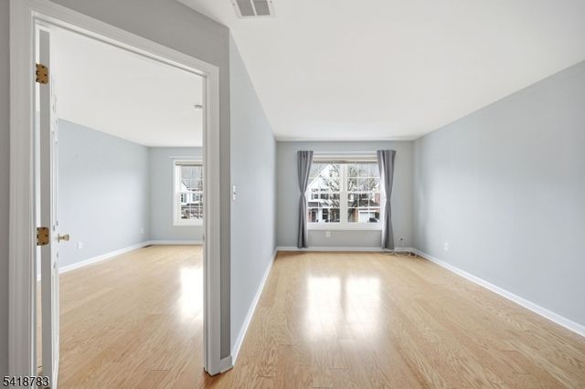 118 Cambridge Dr, Nutley Twp., NJ 07110