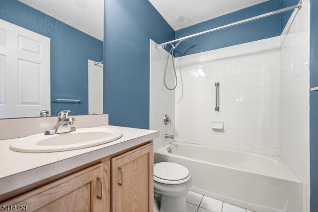 118 Cambridge Dr, Nutley Twp., NJ 07110