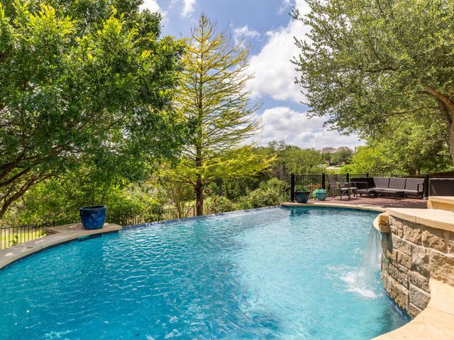 8808 Flycatcher CT, Austin, TX 78738