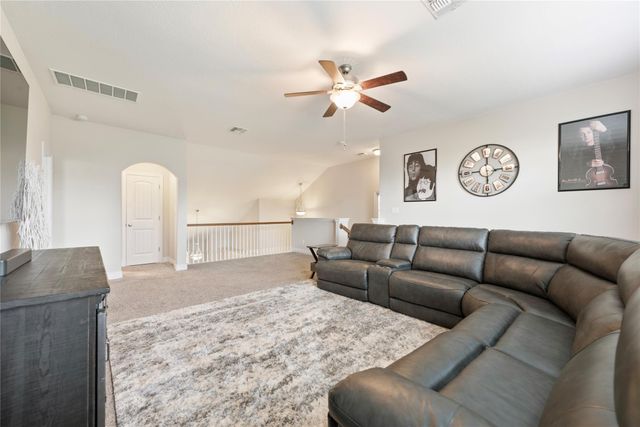 953 Vista Gardens DR, Buda, TX 78610