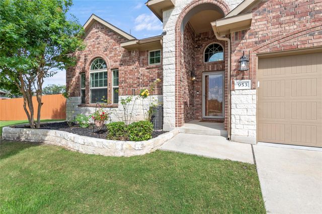 953 Vista Gardens DR, Buda, TX 78610