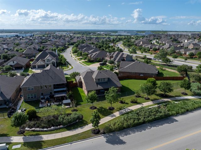 953 Vista Gardens DR, Buda, TX 78610