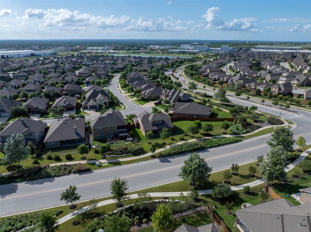 953 Vista Gardens DR, Buda, TX 78610