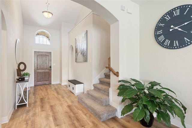 953 Vista Gardens DR, Buda, TX 78610