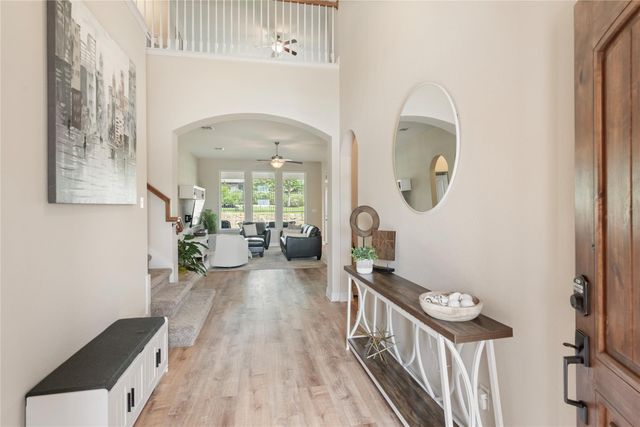 953 Vista Gardens DR, Buda, TX 78610