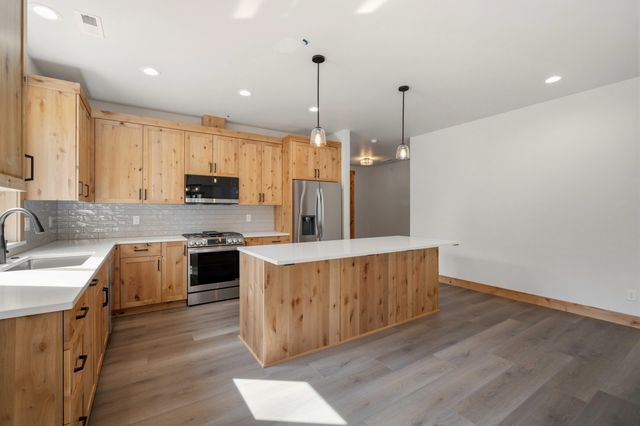 17146 Covina Road, Bend, OR 97707