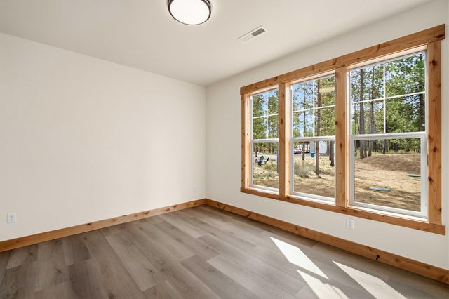 17146 Covina Road, Bend, OR 97707