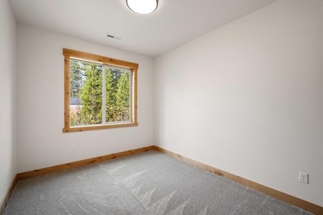 17146 Covina Road, Bend, OR 97707