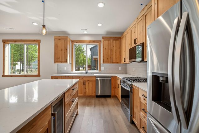 17146 Covina Road, Bend, OR 97707