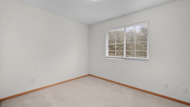 8655 Wildcat Run Drive NE, Rockford, MI 49341