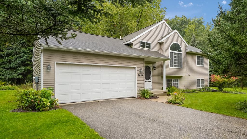 8655 Wildcat Run Drive NE, Rockford, MI 49341
