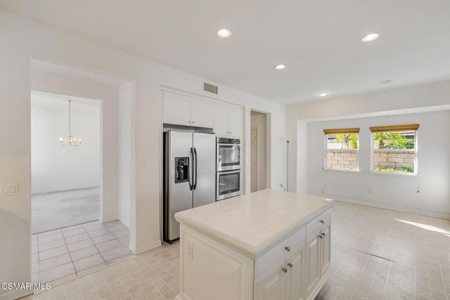 5817 Evening Sky Drive, Simi Valley, CA 93063