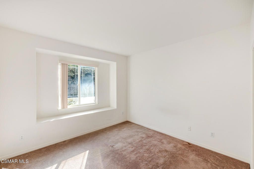 Image 23 of property listing at 5817 Evening Sky Drive, Simi Valley, CA 93063