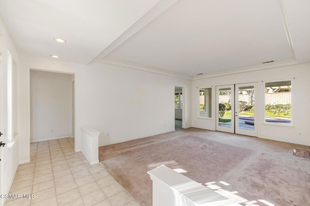 Image 6 of property listing at 5817 Evening Sky Drive, Simi Valley, CA 93063