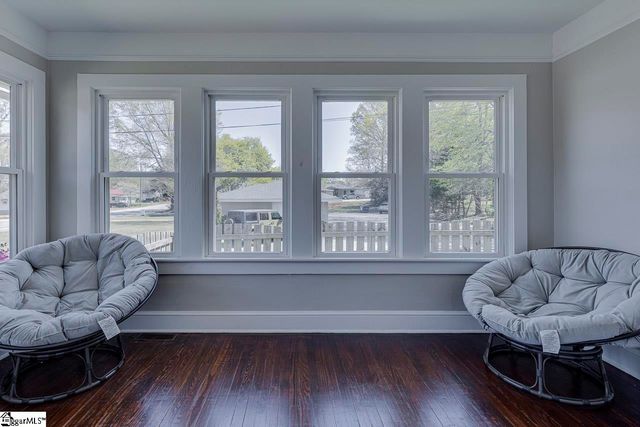 353 E Georgia Street, Woodruff, SC 29388