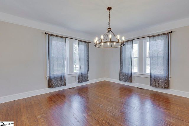 353 E Georgia Street, Woodruff, SC 29388