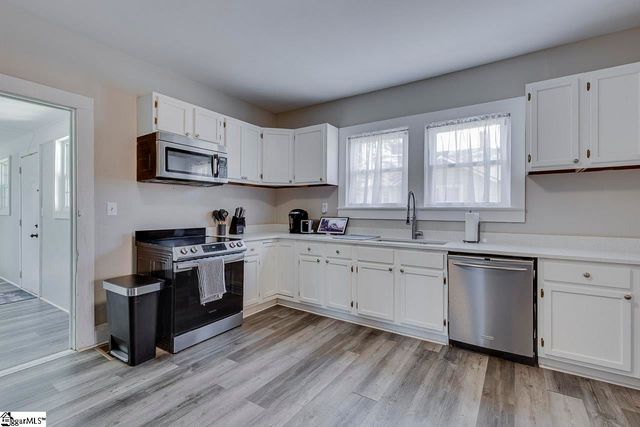 353 E Georgia Street, Woodruff, SC 29388